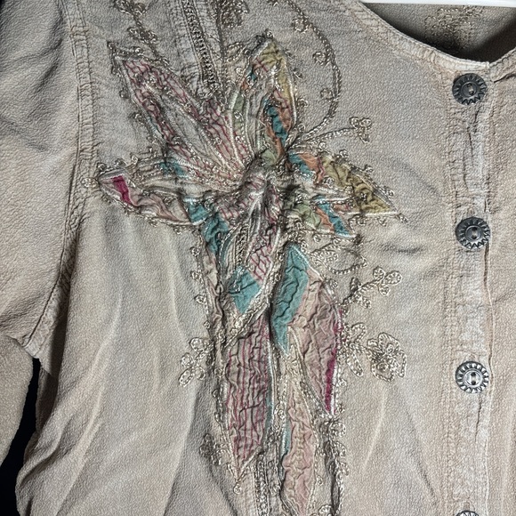 Kaktus Beige Embroidered Vintage Boho Button Down Shirt - Picture 6 of 8
